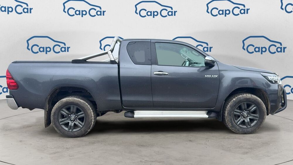 Hilux X-Tra Cabine 2.8 D-4D 204 4WD BVA Legende 2025 occasion 76690 La Rue Saint Pierre