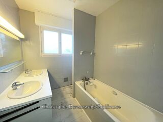  Maison � vendre 10 pi�ces 249 m�