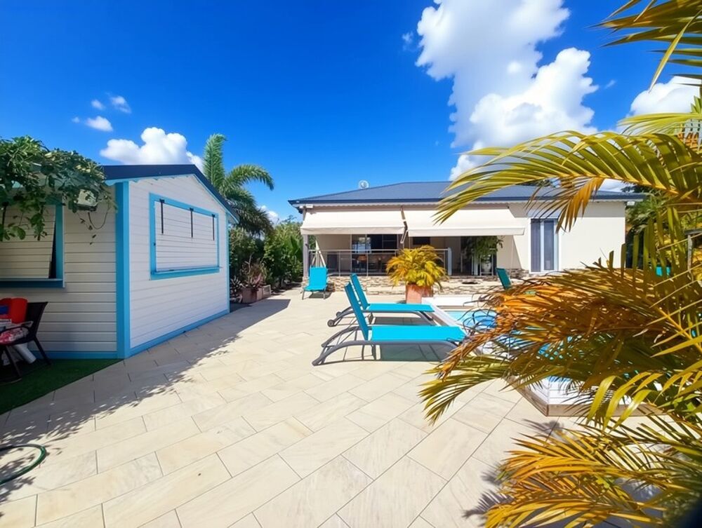 � vendre  Villa Sainte-Anne (97180)