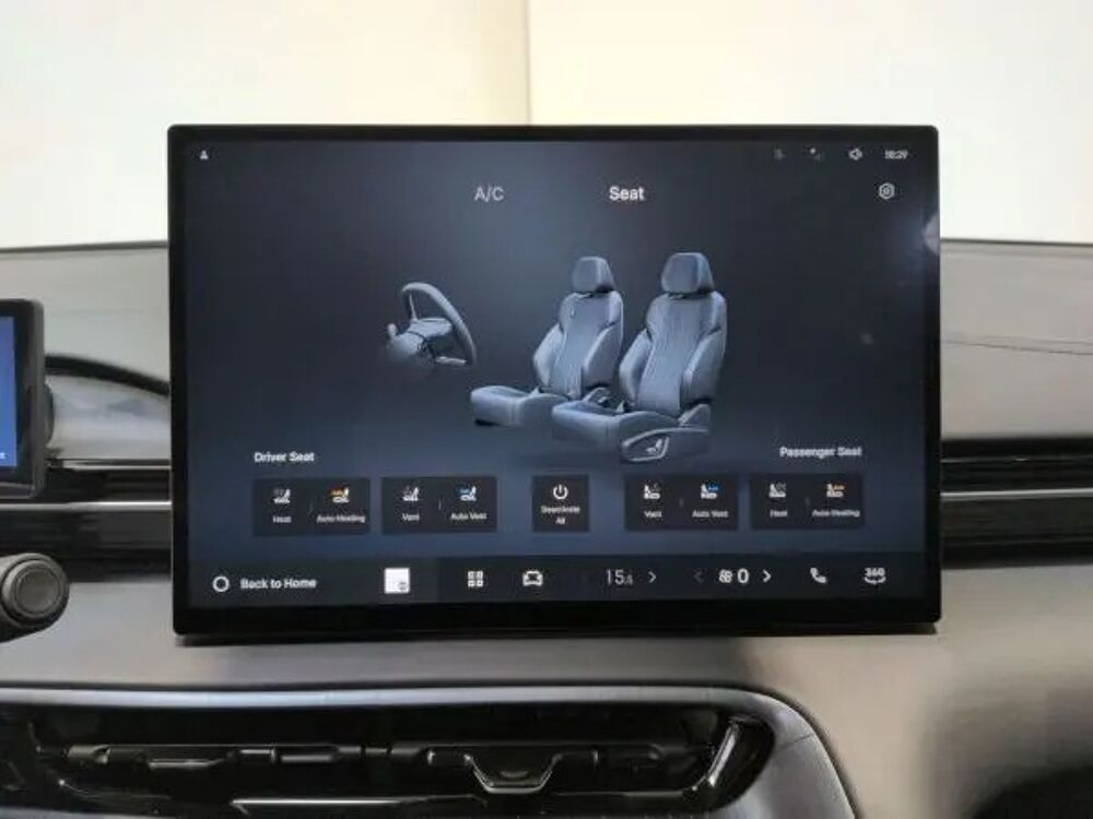 E5 60.2 KWH 218 PRO 2026 occasion 35690 Acign&eacute;