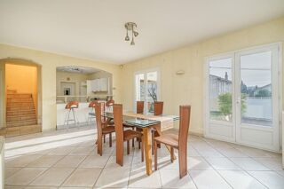  Maison à vendre 6 pièces 200 m²