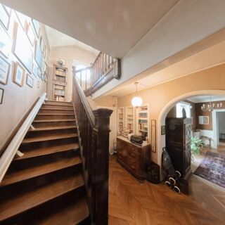  Maison  vendre 8 pices 220 m