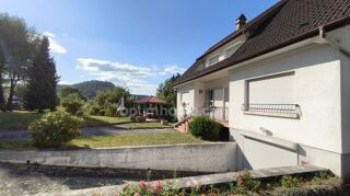  Maison  vendre 7 pices 210 m