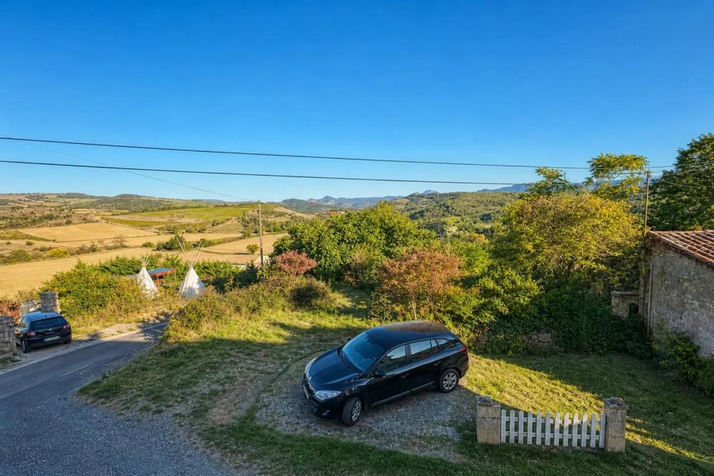 Vente Maison Charmante maison avec balcon vue sur Buggarach La serpent