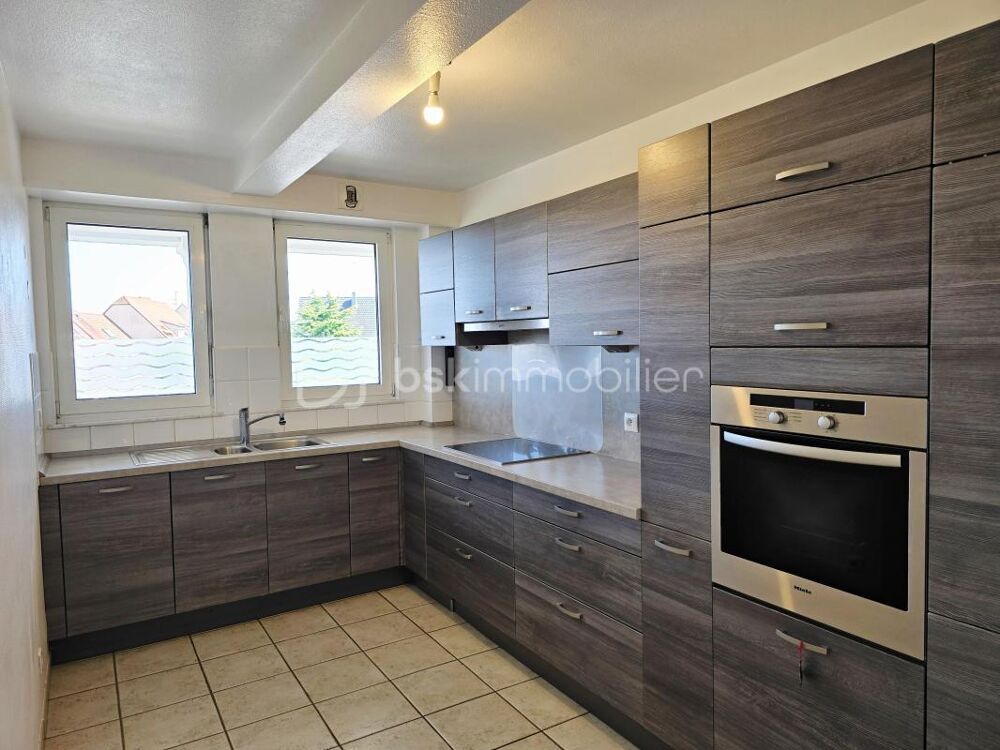 ? Bel appartement de 90 m²  Séjour +30 m²  Balcon 18 m²  Garage 2 voitures  Sarreguemines