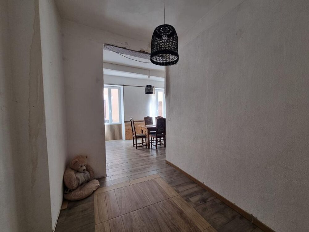Maison de Village 5 pièce(s) de 110 m2 à Rénover