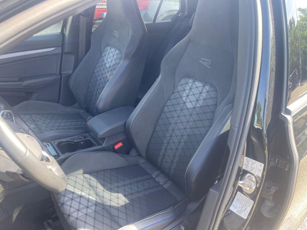Golf 2.0 TDI 150ch R-Line DSG7 2025 occasion 84700 Sorgues