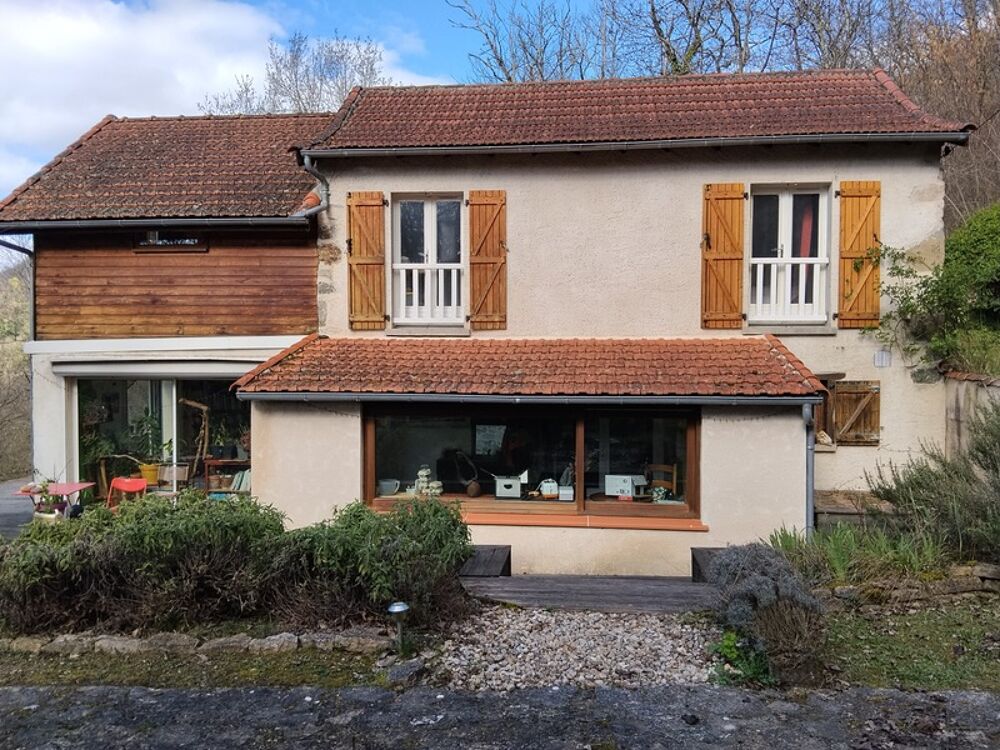 MAISON EN PIERRES