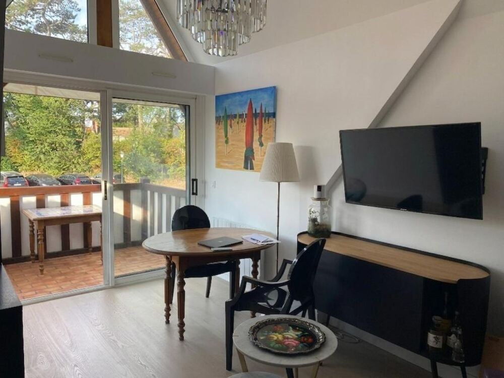 Vente Duplex/Triplex Superbe duplex rénové avec balcon plein Sud, piscine & tennis- DEAUVILLE Deauville