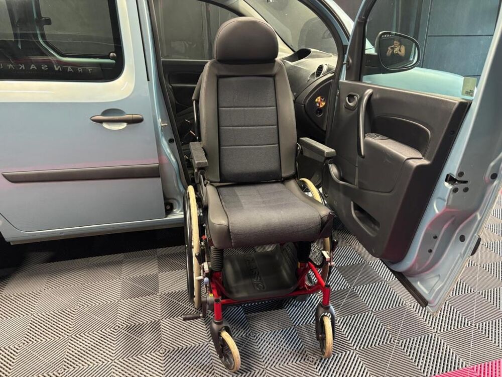 Kangoo 1.5 dCi 90 Extrem ( Am&eacute;nag&eacute; TPMR si&egrave;ge passager avant ) 2013 occasion 78200 Mantes La Jolie