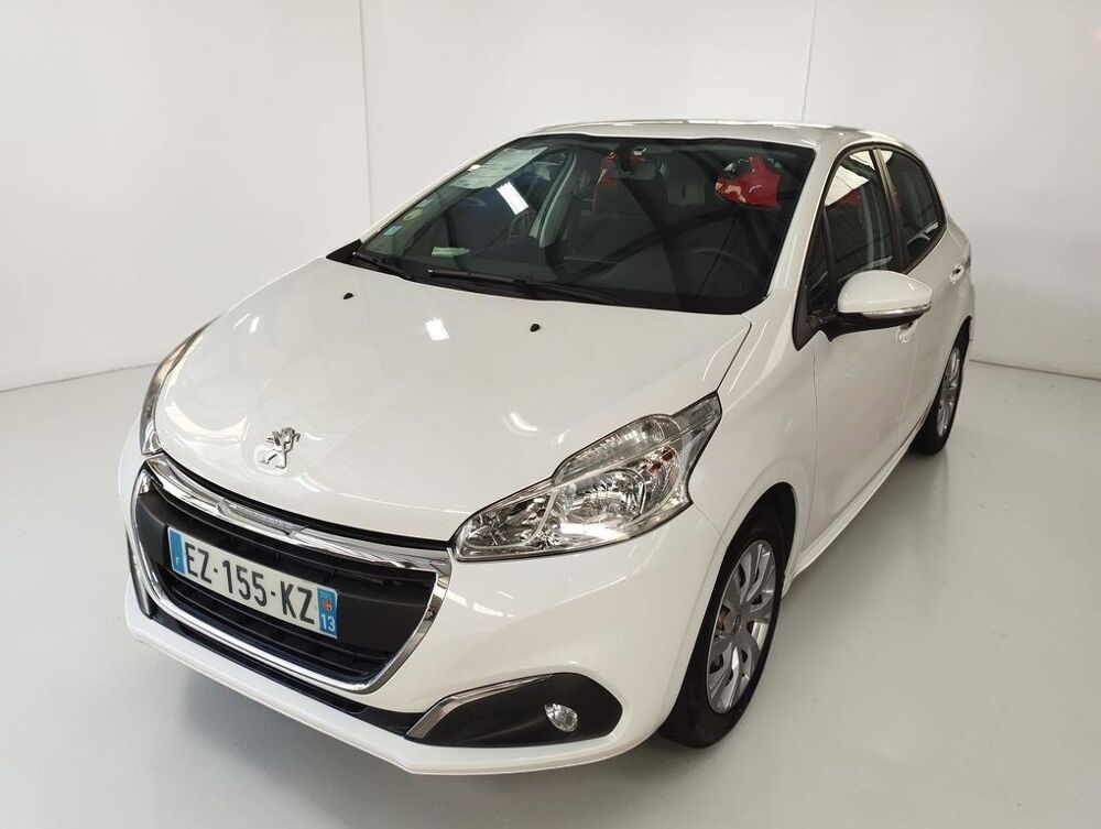 208 AFFAIRE1.6BLUE HDI 75 STE PREMIUM PK 2018 occasion 06640 Saint-Jeannet