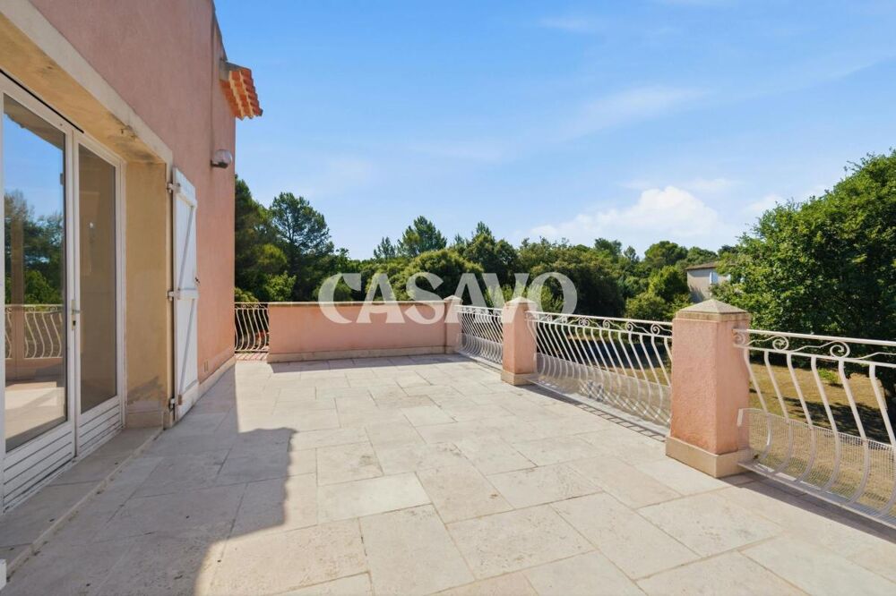 à vendre  Propriété/château Saint-Cannat (13760)