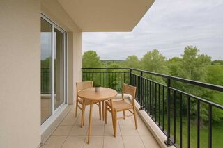  Appartement � vendre 5 pi�ces 99 m�