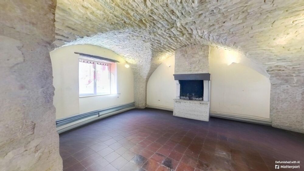 A vendre maison en pierre à Vagnas (07), à proximité de Vallon-Pont-dArc