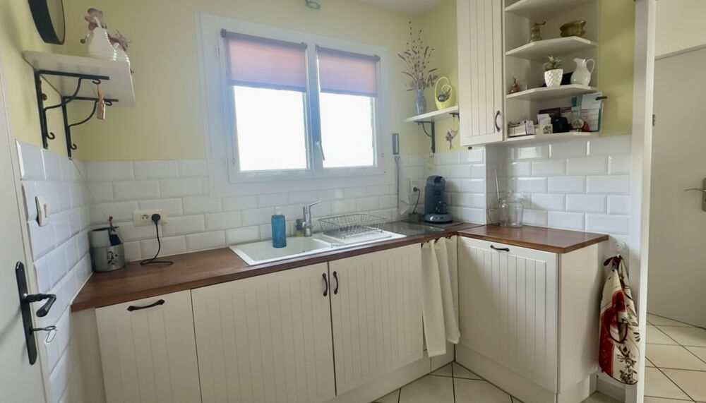 Vente Maison Maison Frejus 3 pièces quartier recherché et stationnements privatifs Frejus