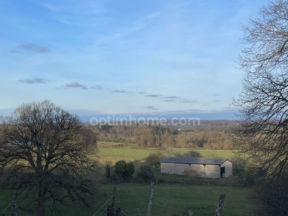 Trés belle maison en pierre à rénover avec grange et 1203 m2 de terrain