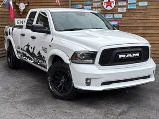 RAM 1500 5.7 V8 HEMI Quad Cab 4x4 – Cuir, GPL, Cam&eacute;ra 2023 occasion 33000 Bordeaux