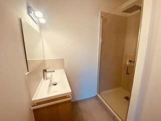  Appartement à louer 3 pièces 53 m²