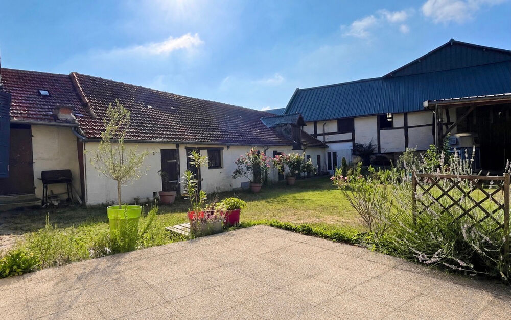 Vente Maison Corps de ferme Complet  avec dépendances et Box : 7 pièce(s) 174 m2 Compiegne