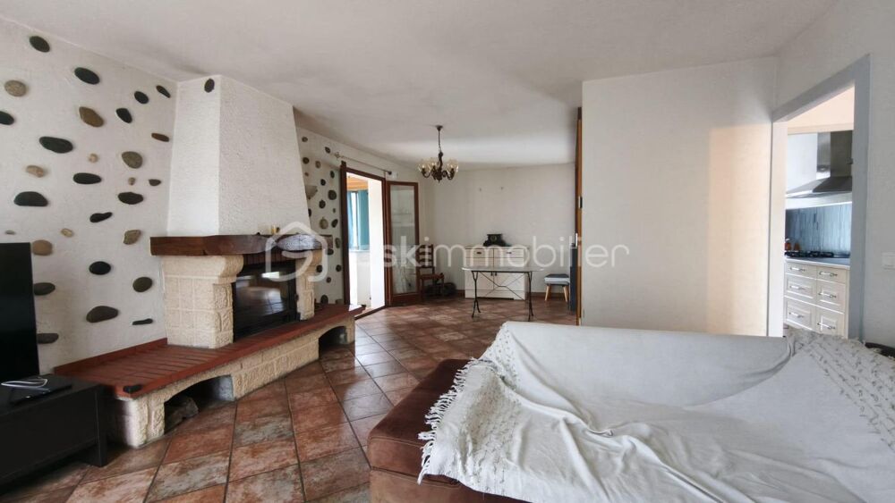 À vendre, maison de plain-pied en parfait état à Ardiège