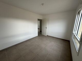  Appartement à louer 3 pièces 72 m²