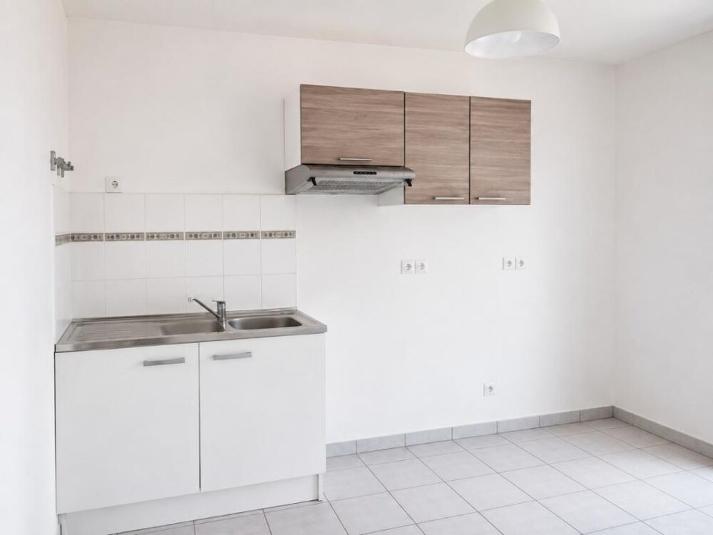 Location Appartement T3 avec terrasse et garage à Orange Orange