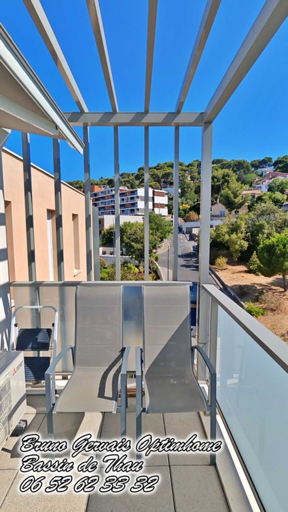 Appartement 4 pièces avec vue panoramique à vendre - Dernier étage - Terrasse - 2 parkings - Sète bas du Mont Saint-Clair