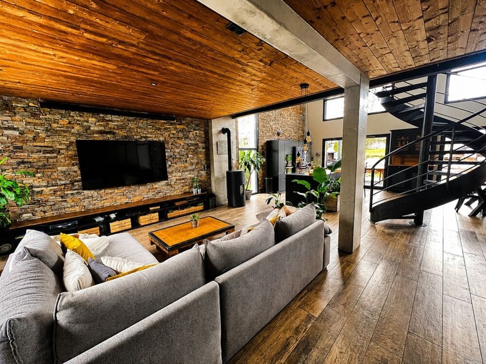 Saint-Maurice de Lignon:Villa contemporaine de 157 m2 habitables, 3 chambres sur terrain paysager de 1700 m2 avec piscine