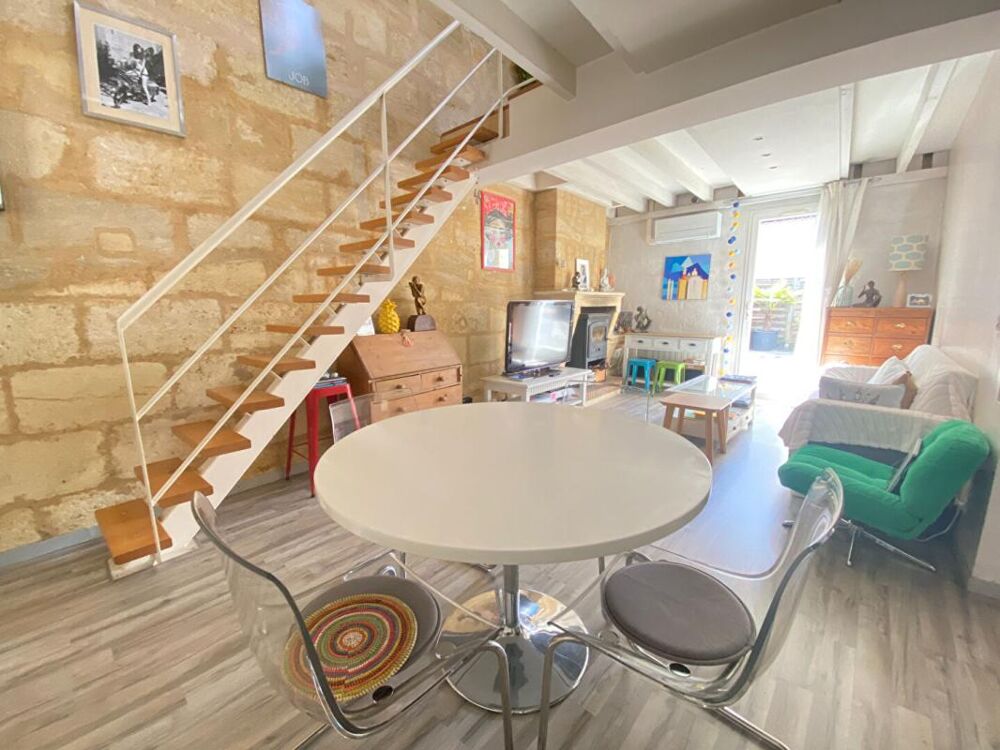 Vente Appartement Grand appartement 2 chambres, 3 possibles, avec grande terrasse, grand entrepôt de 134m² qui peut être utilisé en grand garage e Bordeaux