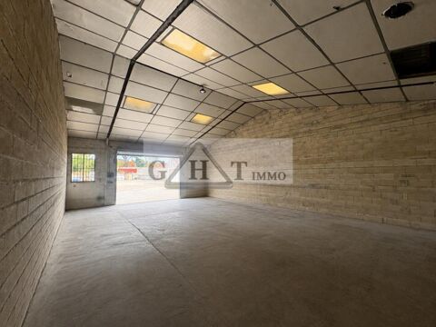 ENTREPOT 98 M&sup2; A LOUER A REAU 1138 77550 Reau