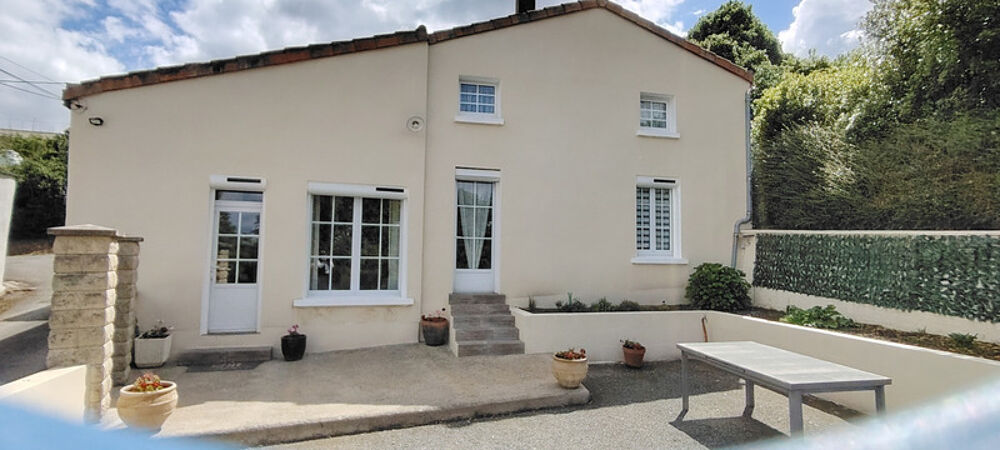 Maison à vendre 5 pièces SAINT LOUP LAMAIRE (79)