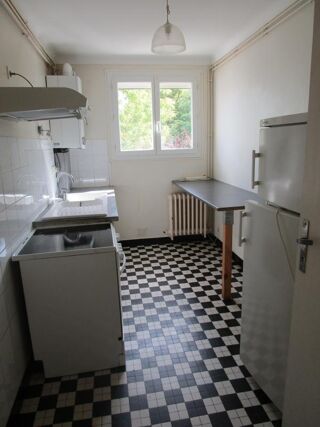  Appartement à louer 2 pièces 45 m²