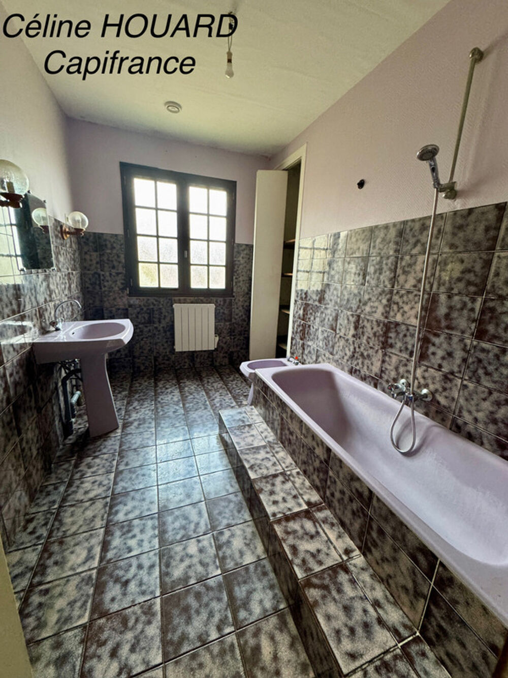 Vente Maison Maison à vendre 5 pièces  sur sous-sol Rives du loir en anjou