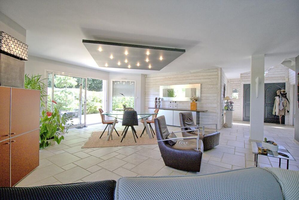 Demeure de prestige 7 pièce(s) 180 m2