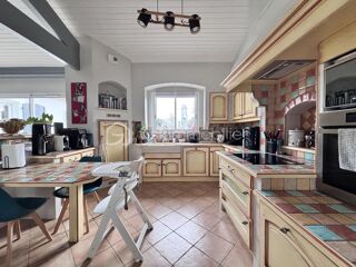  Villa � vendre 7 pi�ces 165 m�