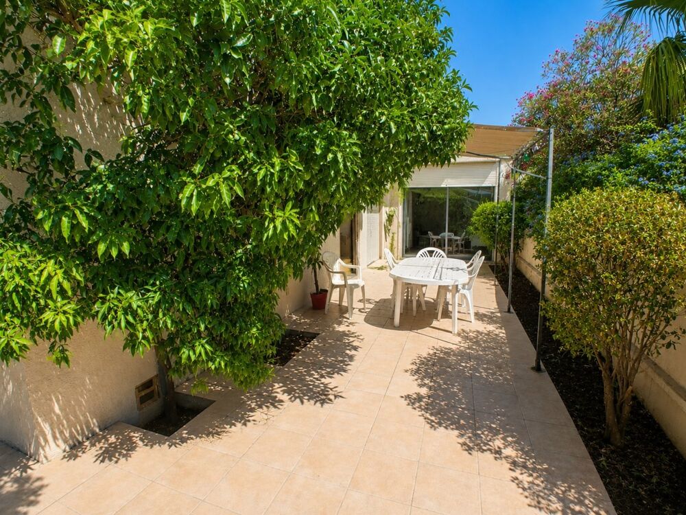 Vente Villa Villa méditerranéenne de plain-pied – 4 chambres – Studio indépendant – Piscine – Grand terrain arboré – Puisserguier