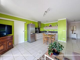  Appartement à vendre 4 pièces 77 m²
