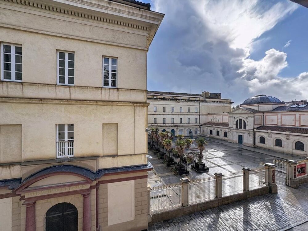 Location Appartement BEAU F2 MEUBLÉ RUE FESCH Ajaccio