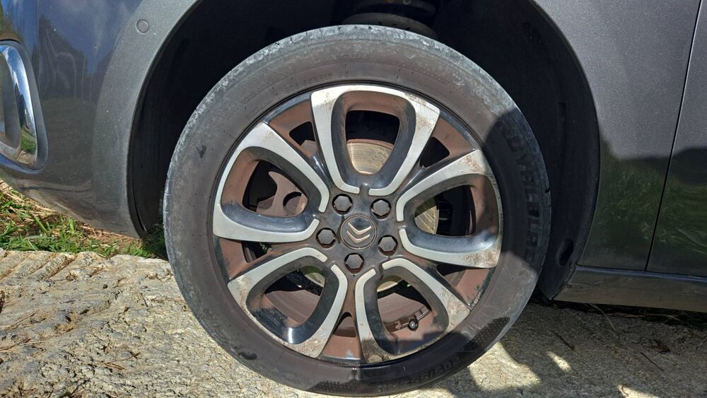 Grand C4 Spacetourer 1.2 PureTech 130 EAT8 Shine 2019 occasion 97228 Sainte Luce