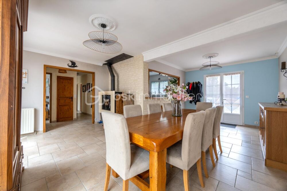 Maison 142 m² - 7 pièces  Terrain 3 554 m²  Niherne