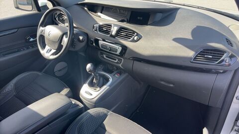 Sc&eacute;nic III 1.5 dCi 110 Energy Bose 2016 occasion 02500 Neuve Maison