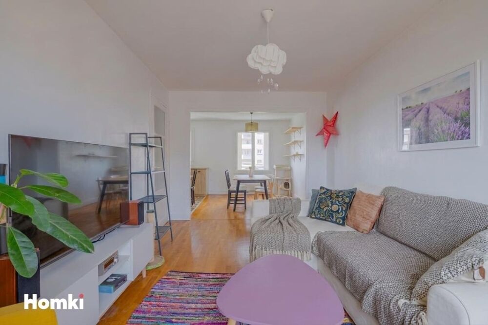 T3 (poss T4) de 68 m² - Balcon - Cave - Gratte-Ciel
