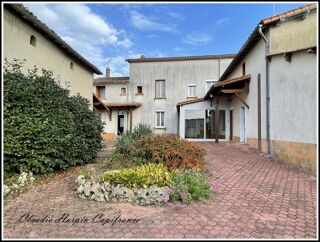  Maison  vendre 9 pices 240 m