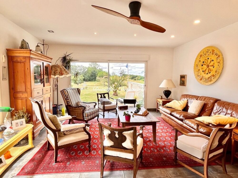 Maison à vendre 8 pièces MIGRE (17) Ensemble immobilier de charme avec gîte indépendant, dépendances et vue campagne  Migré