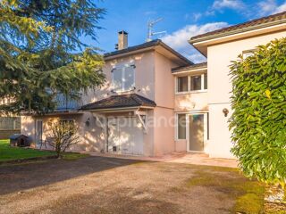  Maison � vendre 6 pi�ces 230 m�