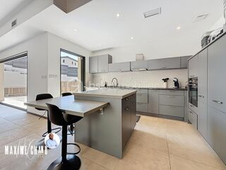  Maison � vendre 5 pi�ces 142 m�