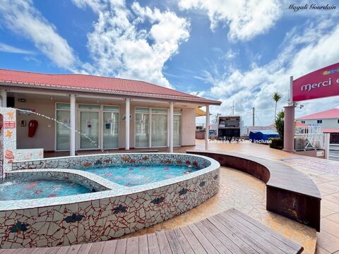 MURS COMMERCIAUX AVEC GALERIE COUVERTE ET TERRASSE PRIVATIVE &Agrave; VENDRE � SAINT-FRAN&Ccedil;OIS 350000 97118 Saint francois