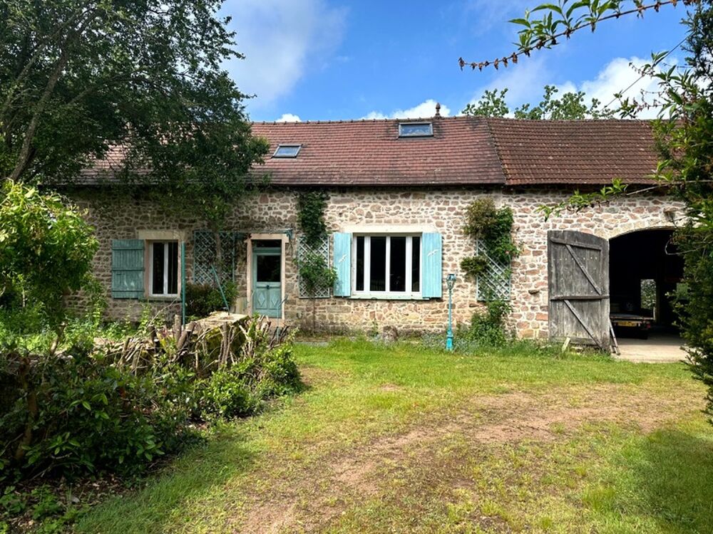 Exclusivité  Propriété de caractère avec étang, dans un écrin naturel préservé du Morvan - proche de SAULIEU (21)