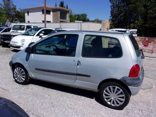 Twingo I 1,2 75 CV BOITE AUTO 2004 occasion 13510 &Eacute;guilles