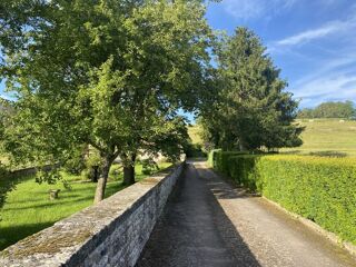  Propri�t�/ch�teau � vendre 13 pi�ces 390 m�